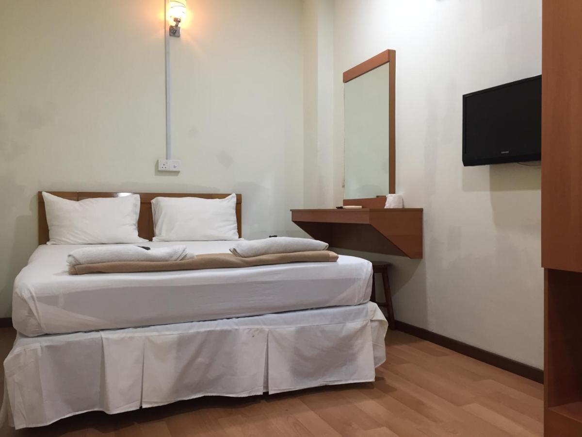 Hotel Sri Malim Tanjong Malim Exterior photo